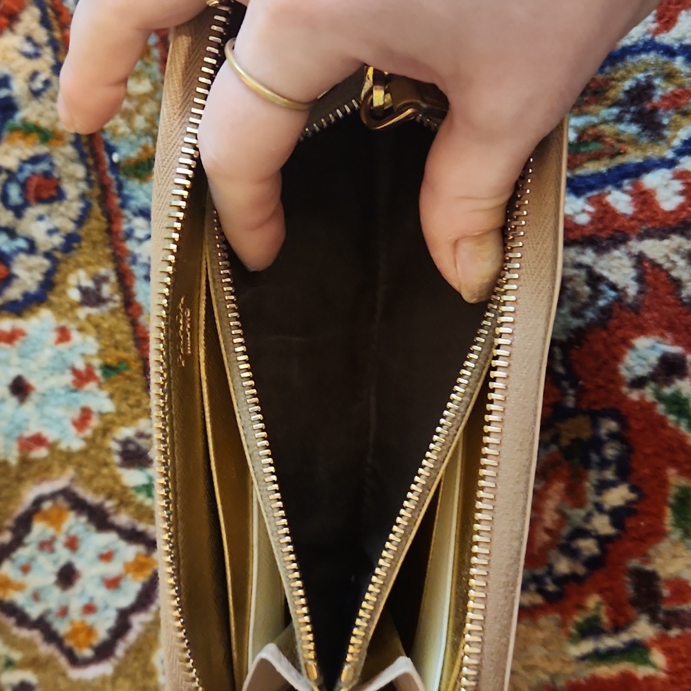 Prada Saffiano Lux Leather Continental Wallet - Picture 6 of 10